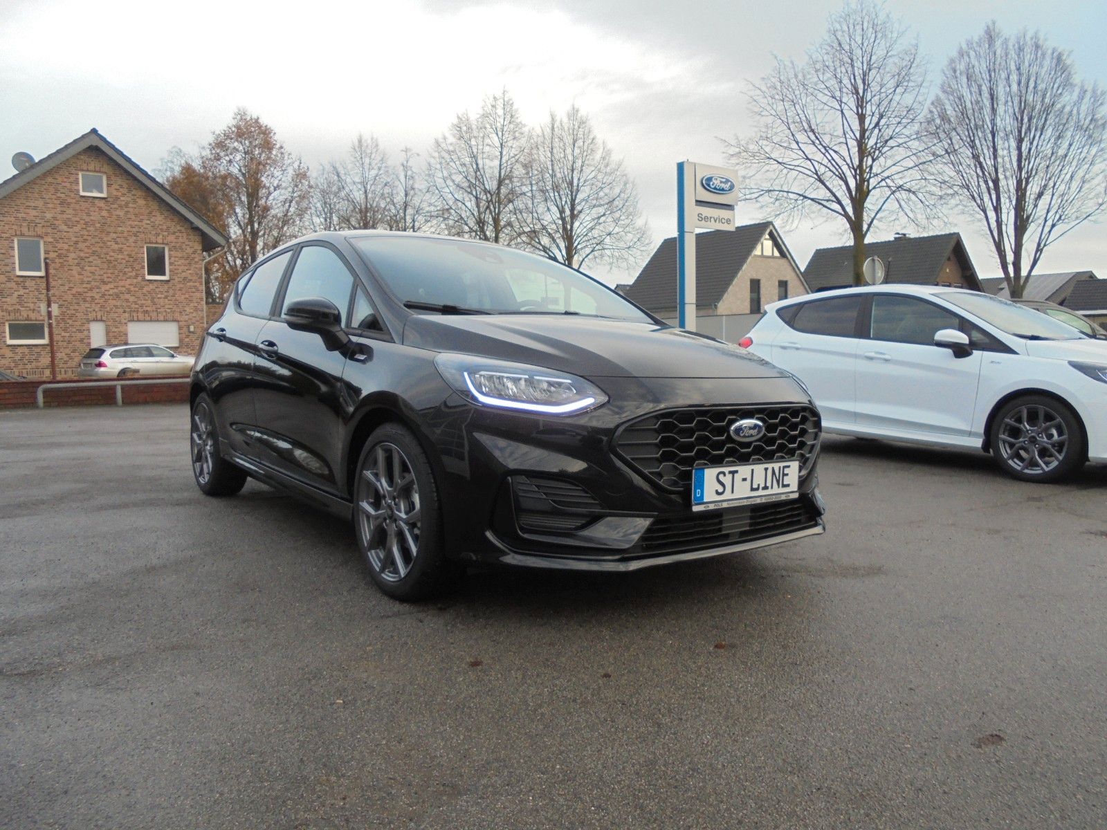 Mehr über den Artikel erfahren Ford Fiesta "ST-Line", Winter-P., LED, 17Zoll, PP h.,